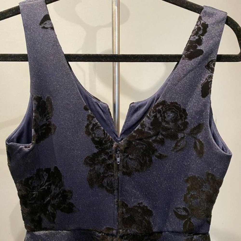 ⚠️FINAL PRICE UNLESS BUNDLED⚠️ NWT Francesca's Sparkle Fit and Flare Dress - Picture 5 of 8